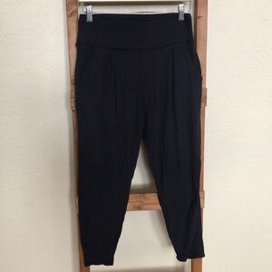 Vuori Women’s Cropped pants